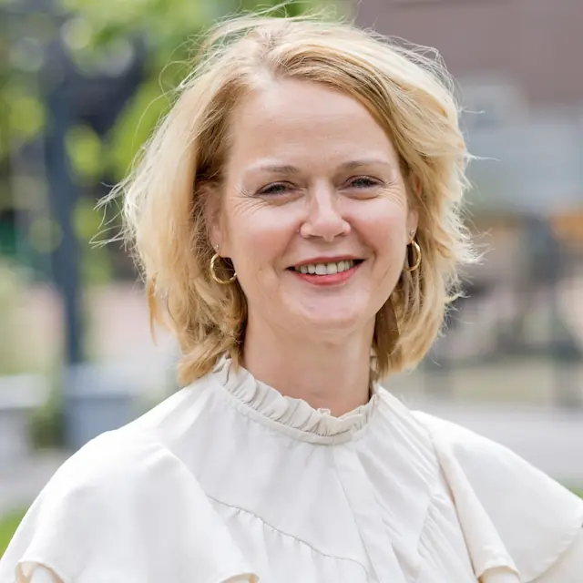 Profielfoto van Evelijn de Graaf, hoofd P&O bij Zorg- en Wooncentrum De Haven