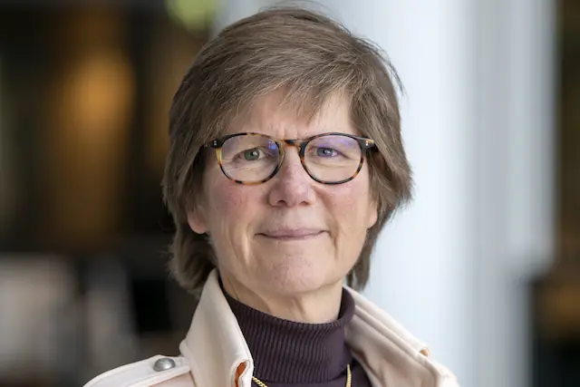 Profielfoto van Benedikte Schaapveld, medisch adviseur / bedrijfsarts bij het Ministerie van Buitenlandse Zaken